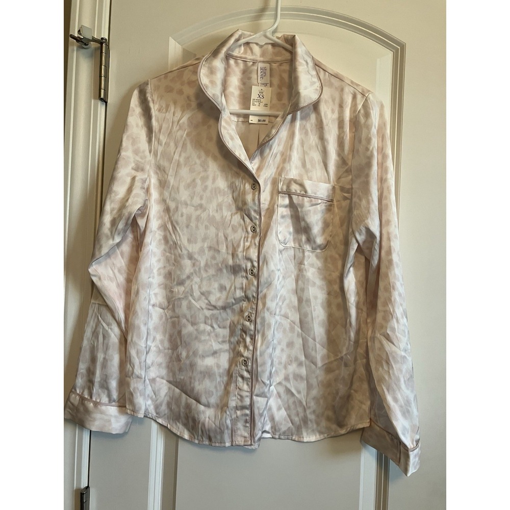 Stars Above Pajama Top Women XS Off-White NWT Leopard Print Button Down OG9L2